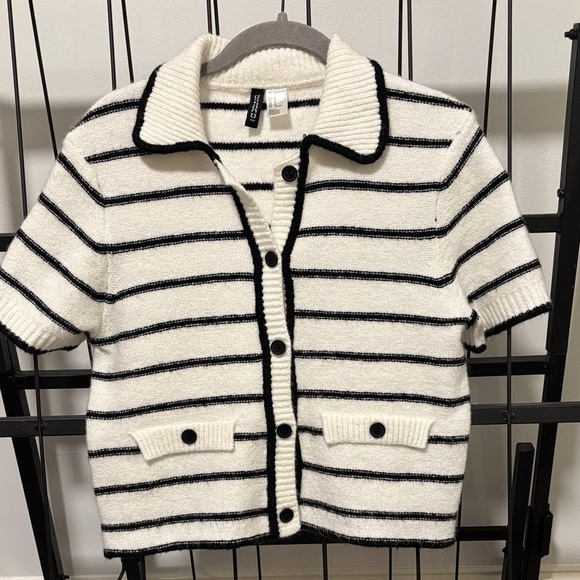 H&M Black and White Striped Button Down Shirt - Picture 2 of 5